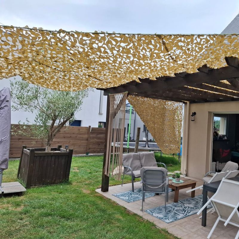 Filet camo triangulaire sable