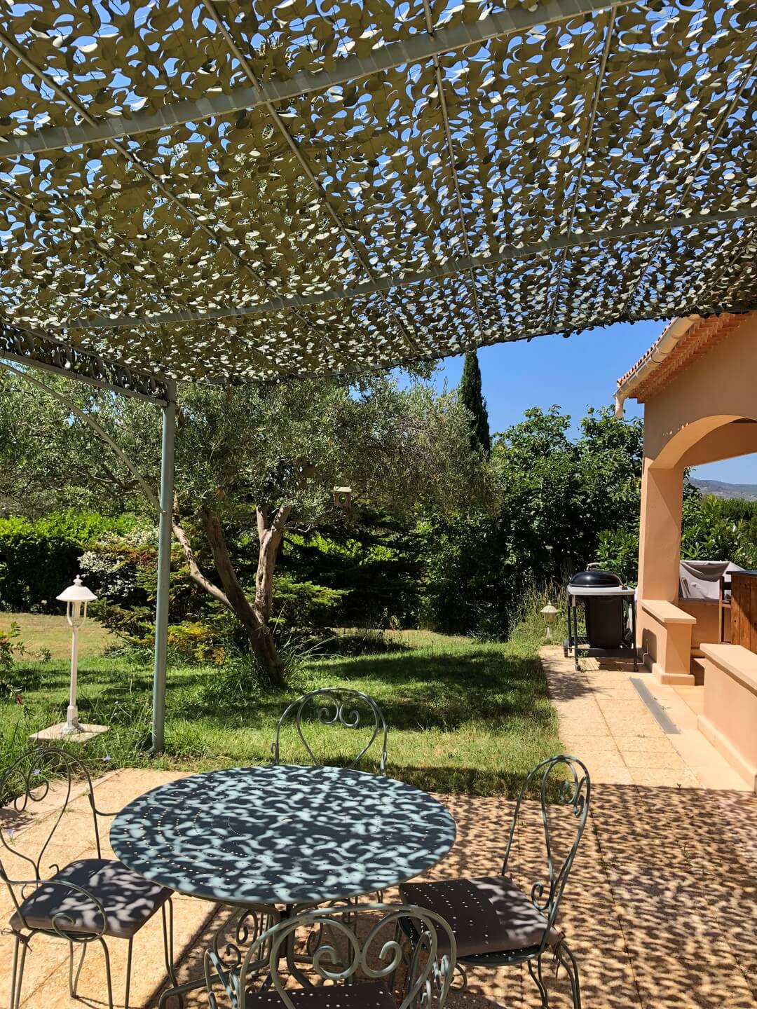 filet camouflage vert pergola