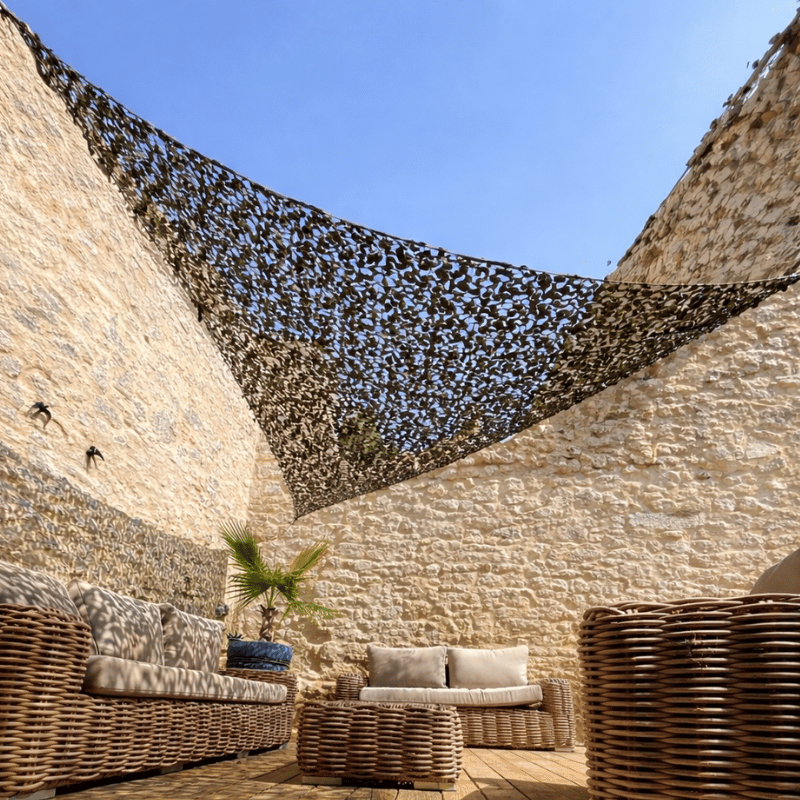 Militärisches dreieckiges Tarnnetz