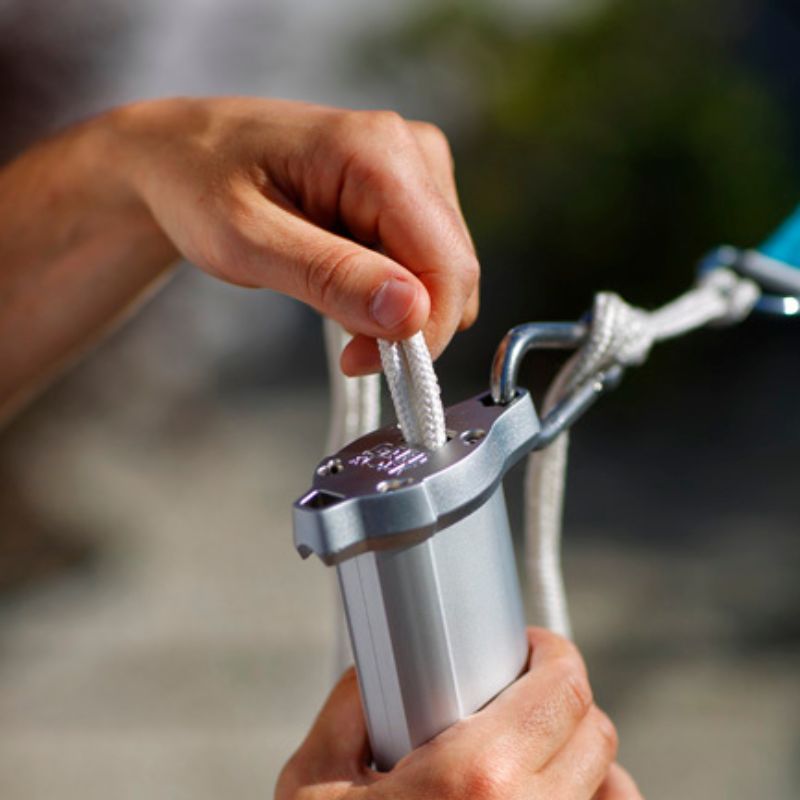 Befestigung für Tarnnetz-Mast